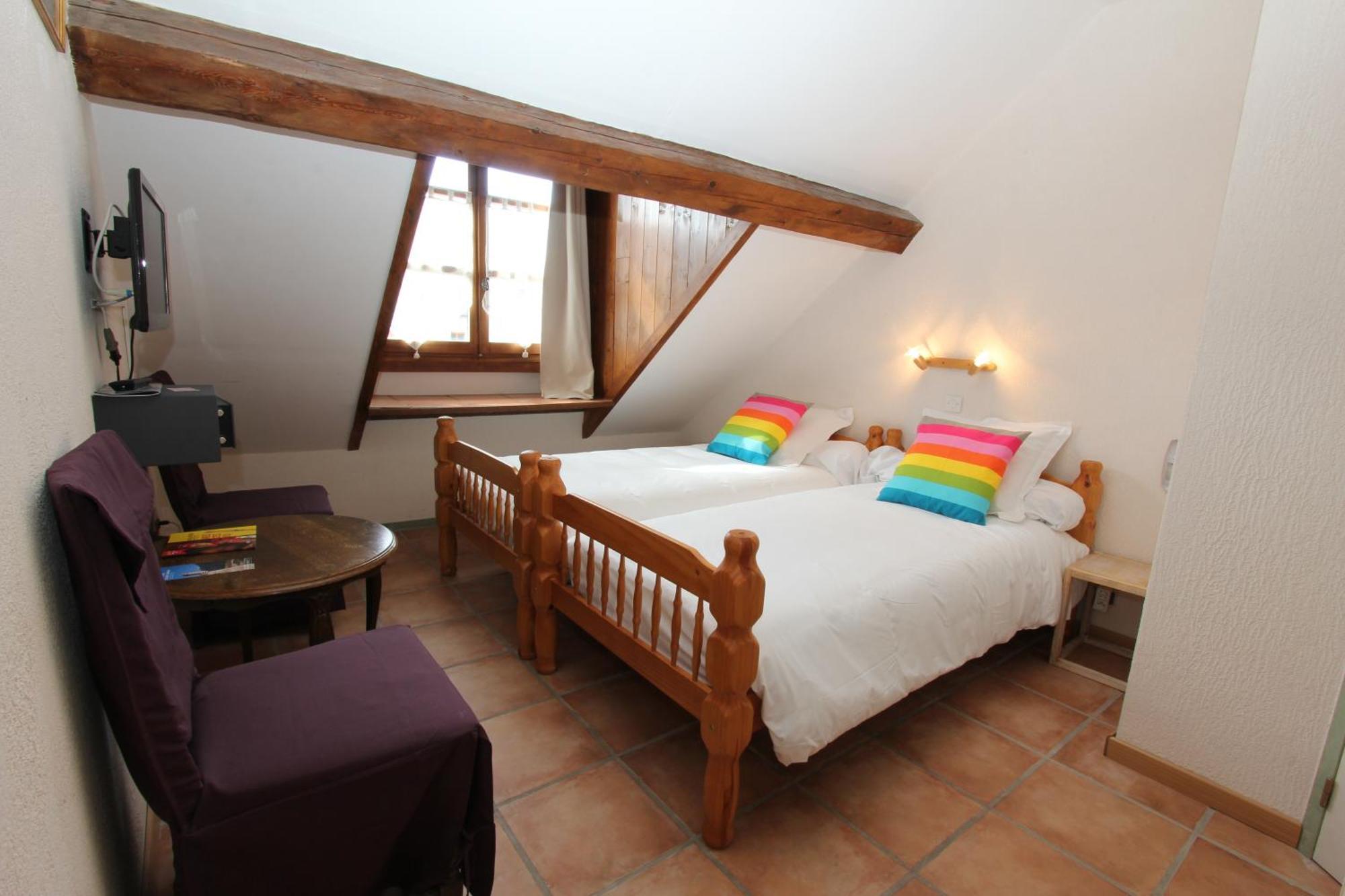 Auberge De L'Echauguette مونت دوفين الغرفة الصورة